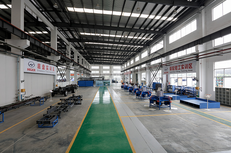 brwbgr.jpg brwbgr.jpg